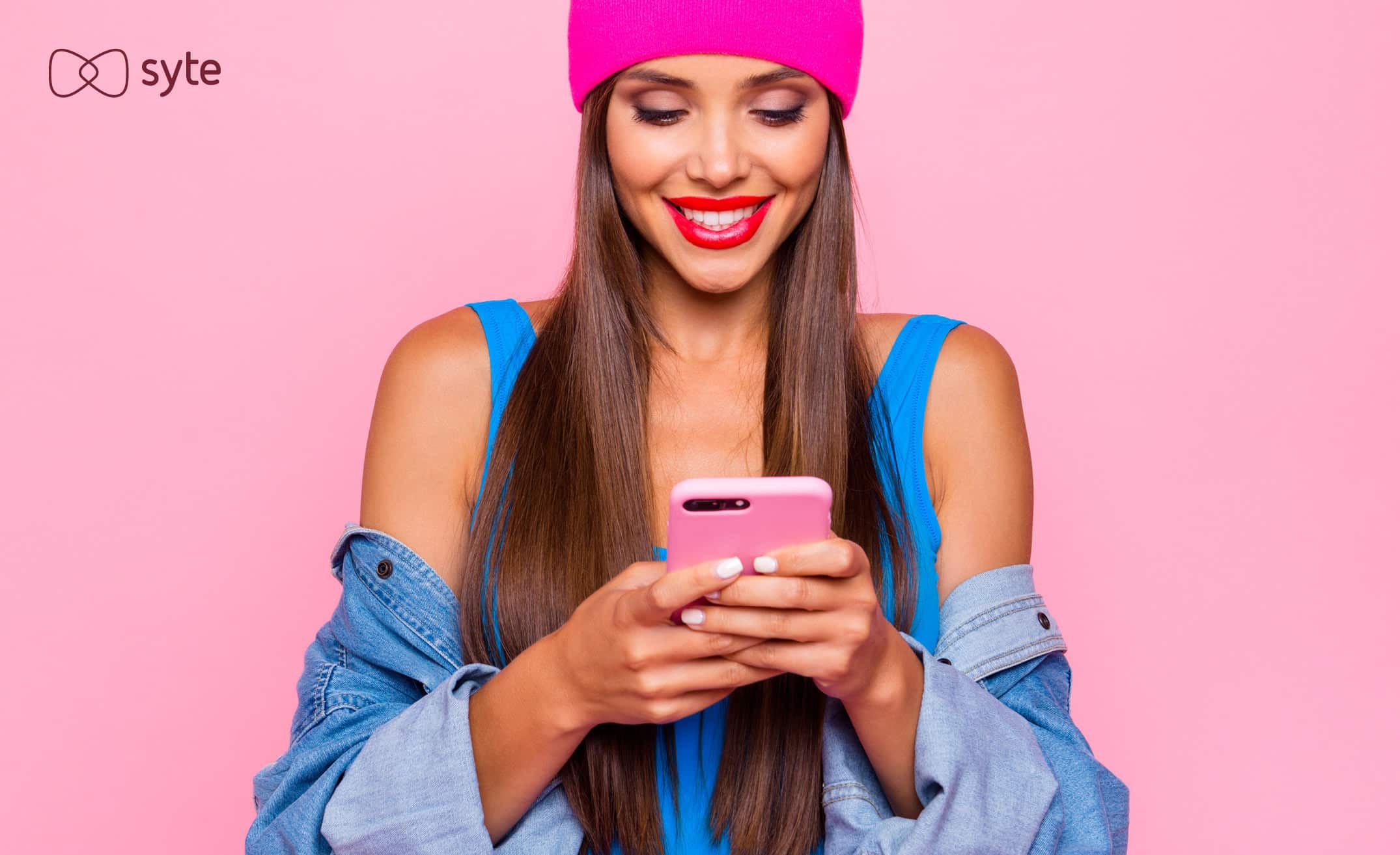 a shopper enjoys retailtainment experiences on her phone