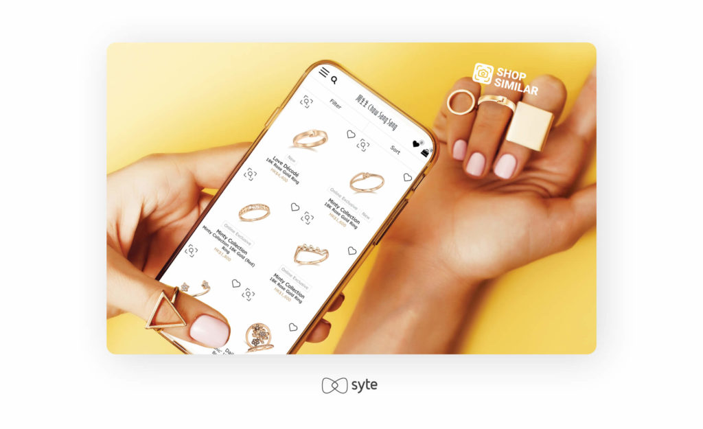 Comparing jewelry on mobile shopping and real life